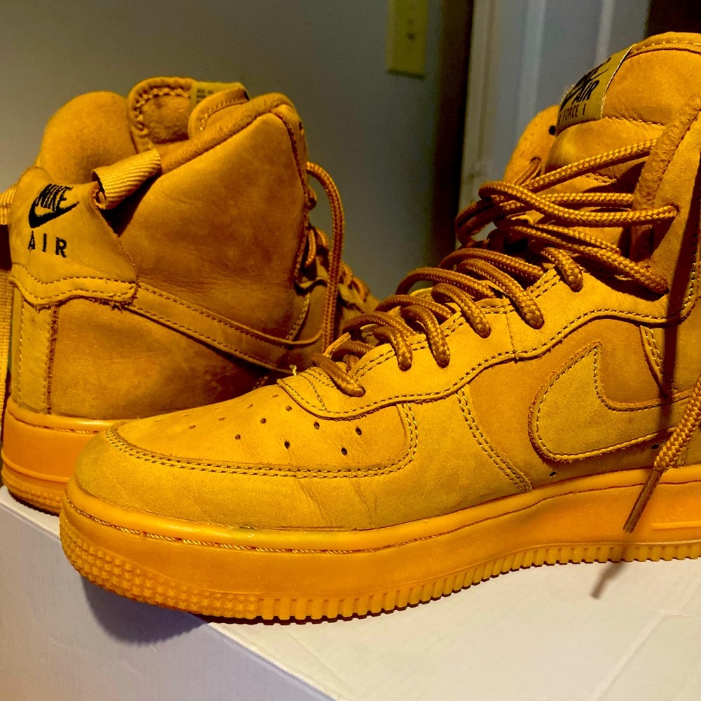 Air Force 1 high WB 7y